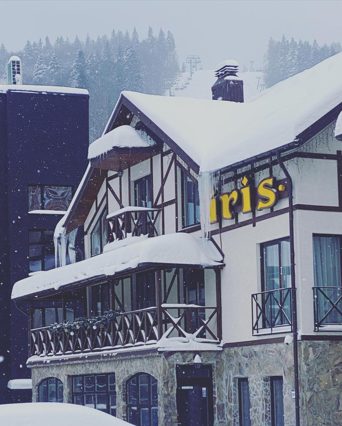 Iris Hotel Bukovel Eksteriør bilde